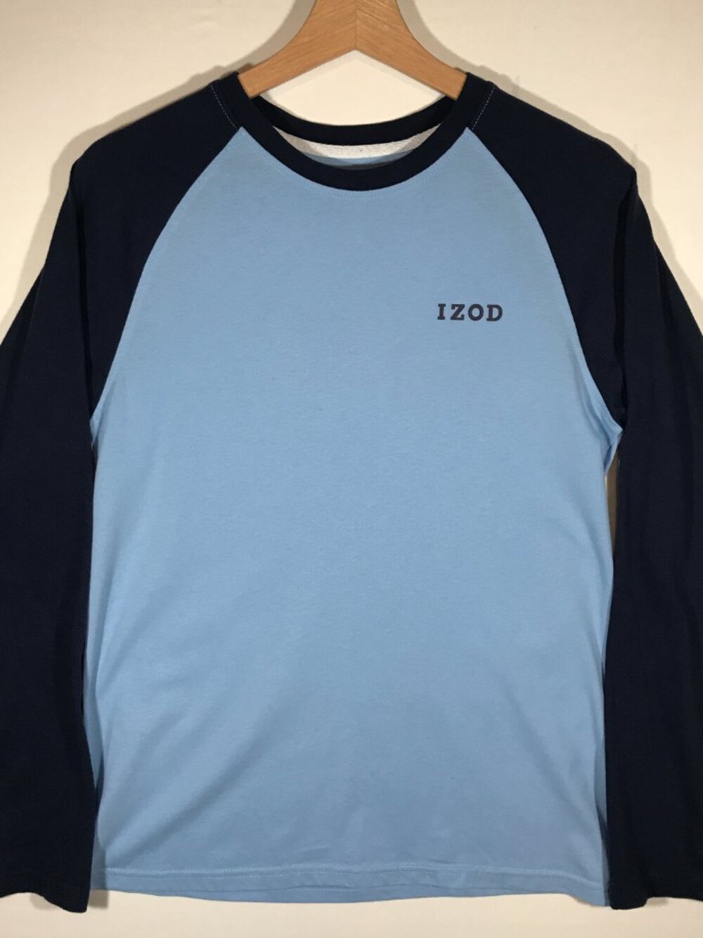 IZOD Adult's Small Blue Raglan Long Sleeve Sleepwear Shirt